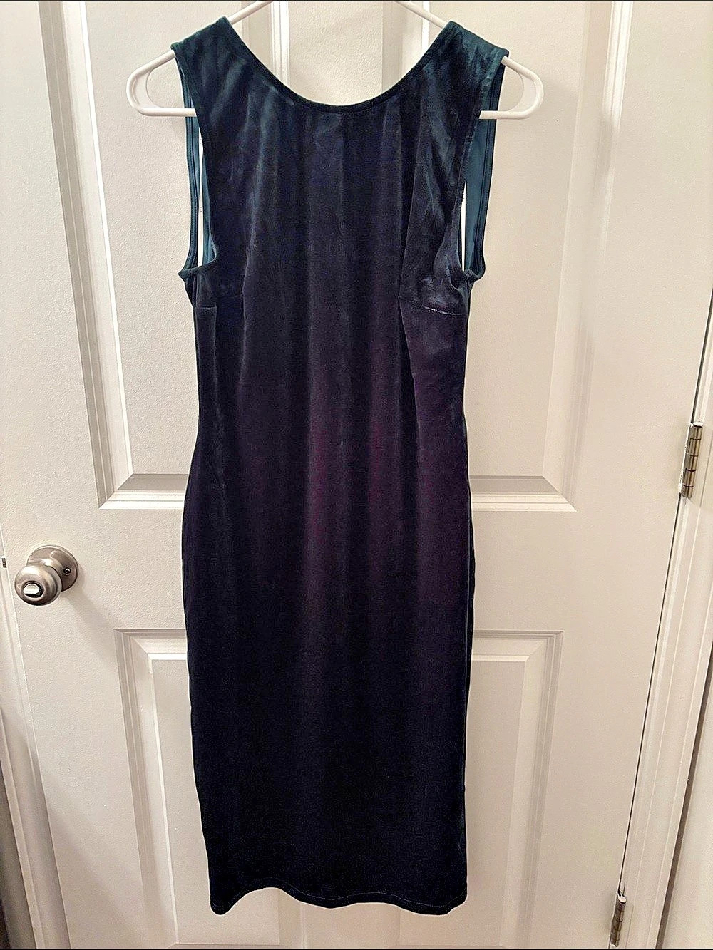 LuLus Velvet Maxi Dress in green Like New